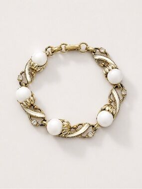 Vintage Gold Tone Cabochon Link Bracelet